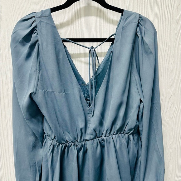 NWT women’s blue silk blouse - Picture 2 of 3